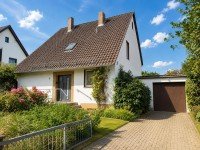 Hauptbild Siedlung Sonnenschein - Gemütliches Einfamilienhaus mit Garage und großem Grundstück in Nienhagen